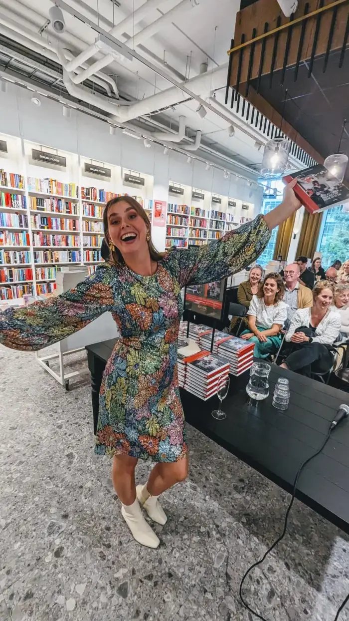 Signeersessie van het kookboek in een boekhandel